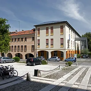 Centro Della Famiglia Inn Treviso
